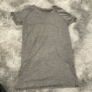 Size 6 grey lululemon swiftly tech short sleeve regular length 2.0